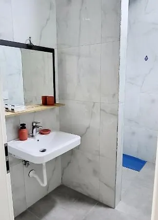 Elegant Kompleksi Magnet * Tirana